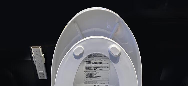 马桶冲水不畅的原因及检修方法（解决TOTO马桶冲水慢的实用技巧）
