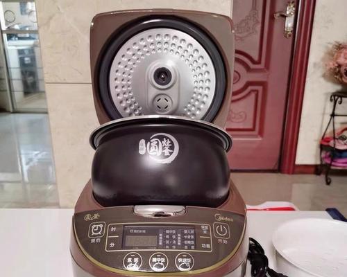 美的智能电饭煲显示E0的原因及解决方法（全面了解E0错误代码）