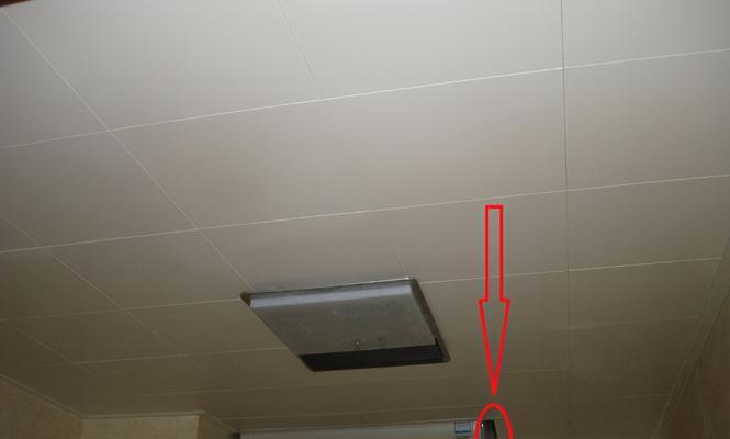 热水器被包在吊顶里的问题解决方案（寻找专业帮助解决吊顶里的热水器困扰）