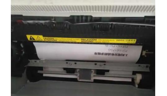 复印机显示白屏没字解决办法（复印机显示屏幕空白）