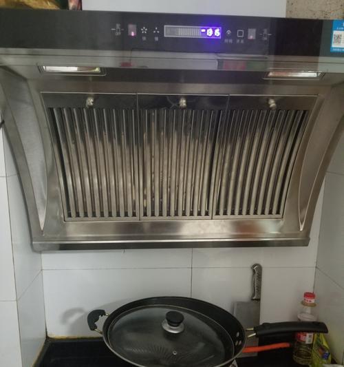 解决饭店油烟机风力过大问题的有效方法（降低油烟机风力，提升餐厅环境质量）